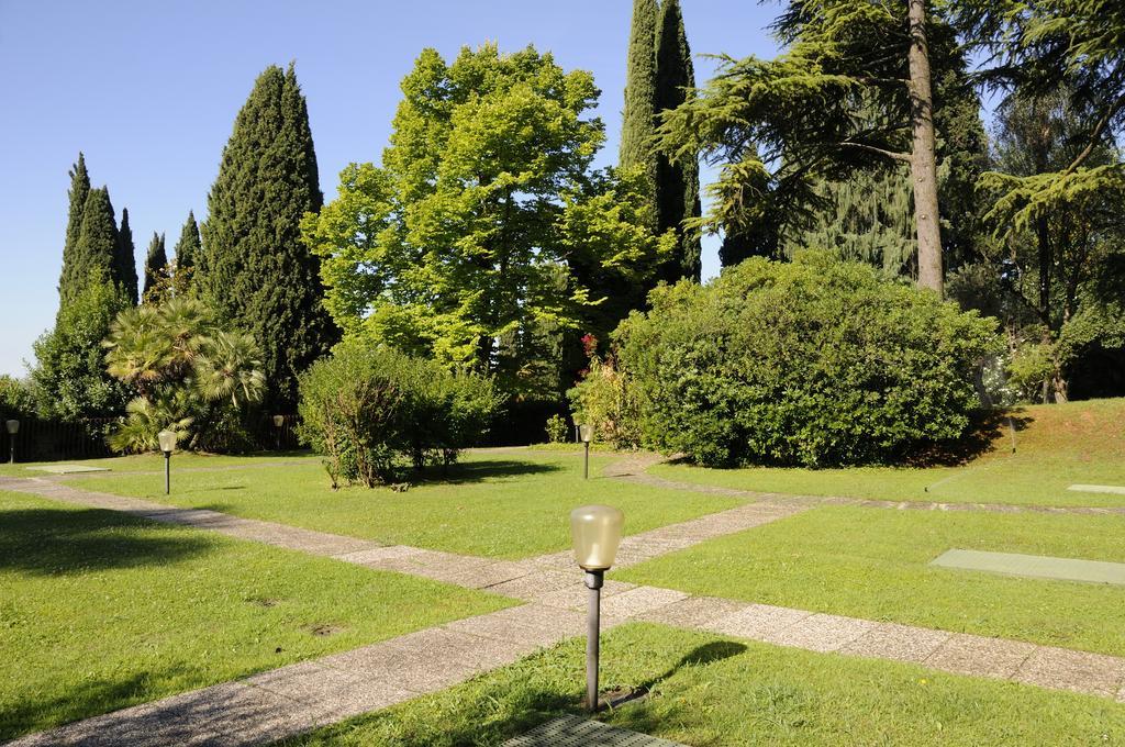 Villa Callas 16 Сирмионе Номер фото